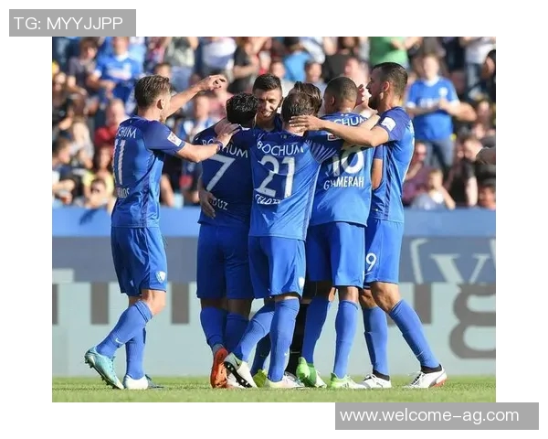 巴黎客战布雷斯特首发阵容公布登贝莱替补K77李刚仁巴尔科拉齐齐登场